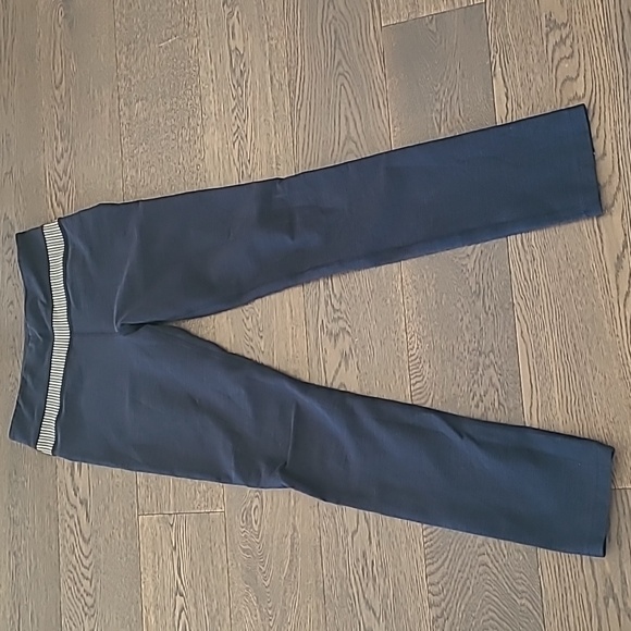Lululemon Skinny Groove Pant *Full-On Luon - Picture 5 of 11